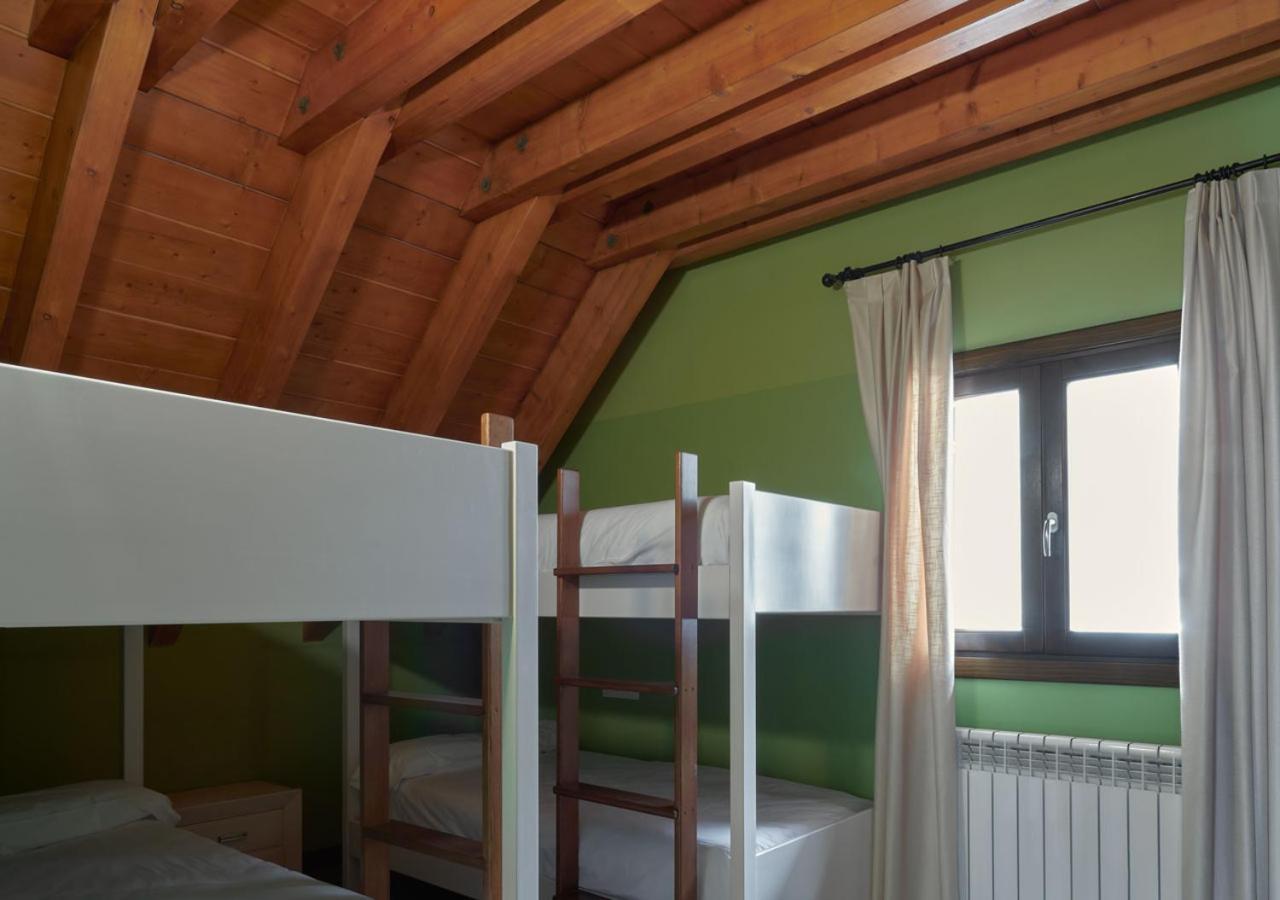Apartahotel Tres Quinones Sallent De Gallego Luaran gambar