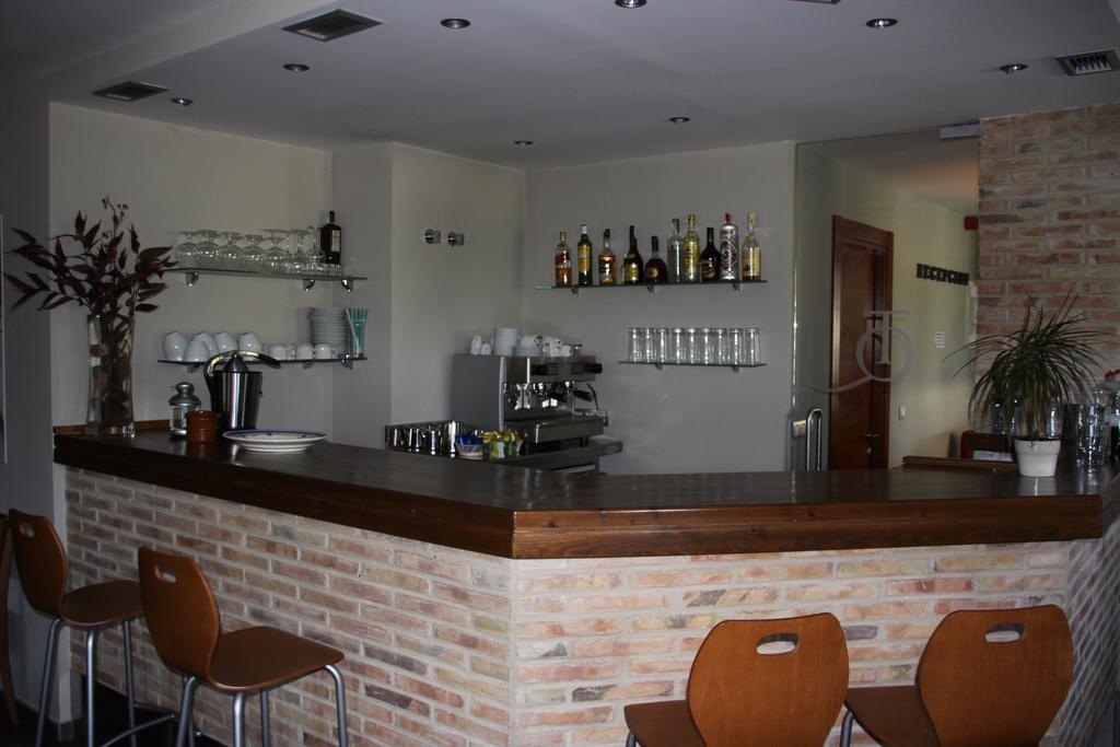Apartahotel Tres Quinones Sallent De Gallego Luaran gambar