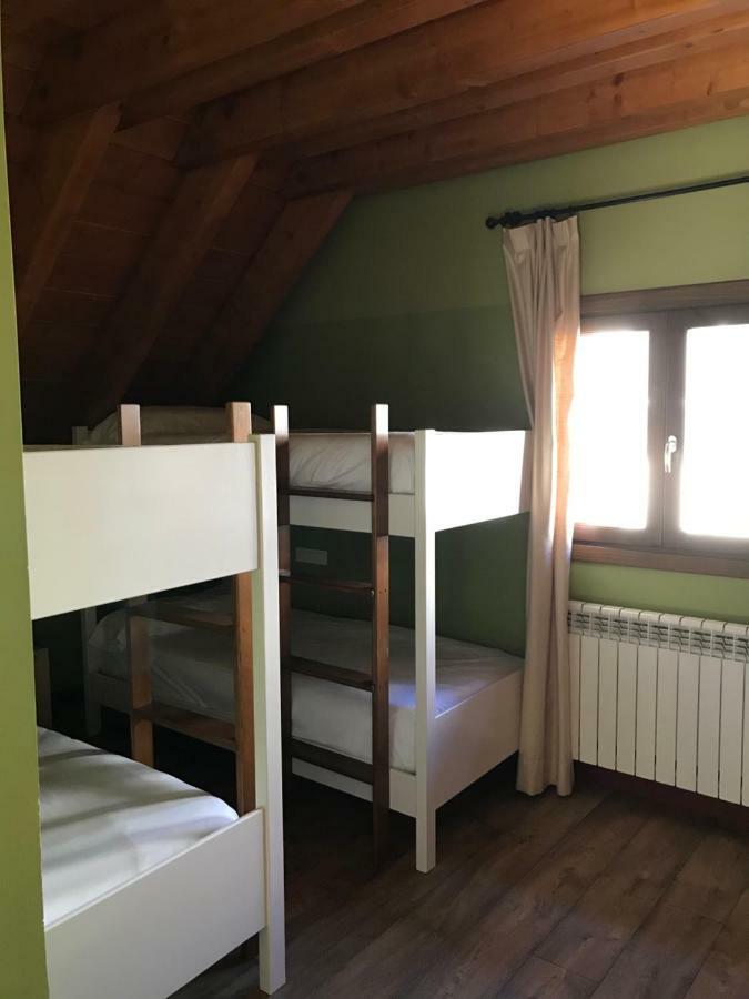 Apartahotel Tres Quinones Sallent De Gallego Luaran gambar